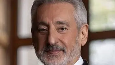 کنسرت اِبی در استانبول با یک حرکت سیاسی حاشیه‌ساز شد + فیلم