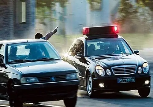 
کلاه ایمنی، کمربند ایمنی و استفاده از تلفن همراه، سه تخلف پرتکرار رانندگی
