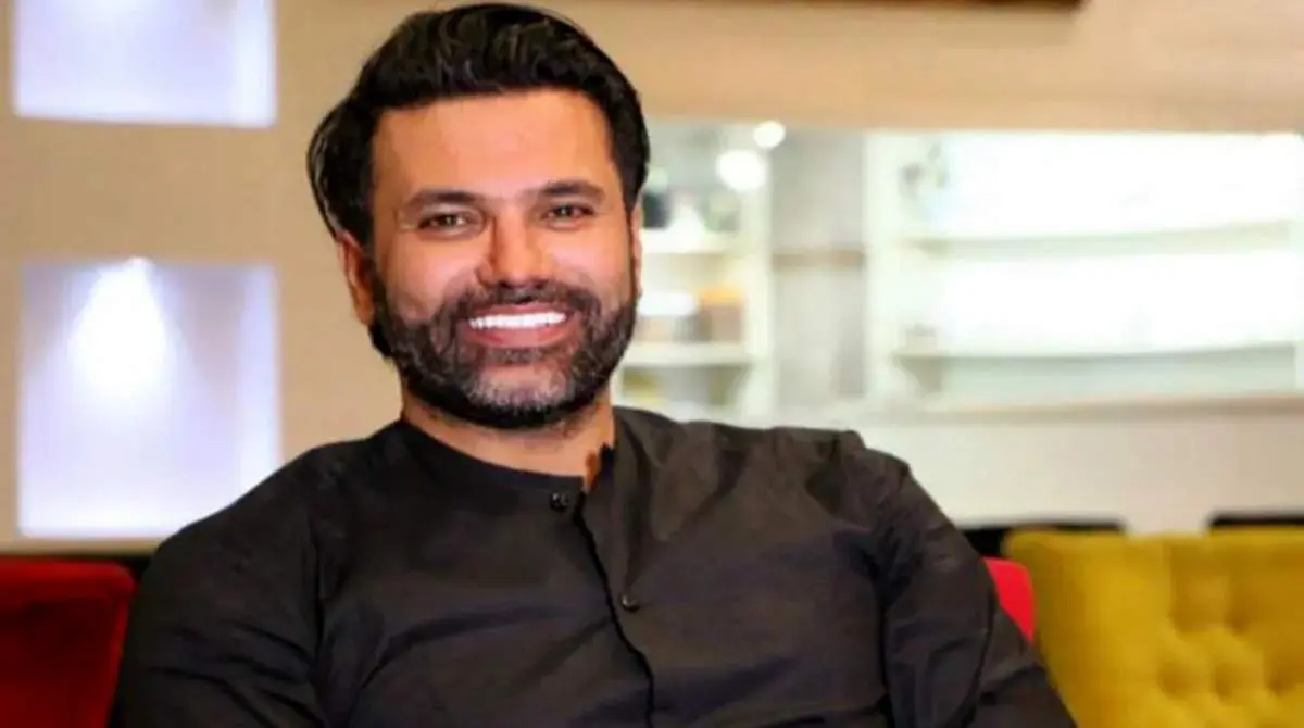 عکس جامانده از روز پدر؛ قاب پدر دختری علیرضا نیکبخت غوغا کرد