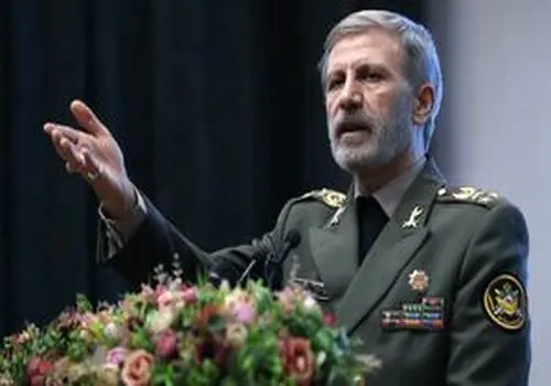 سرلشکر حاتمی: دشمنان آرزوی زانو زدن ملت ایران در مقابل آن ها را به گور خواهند برد