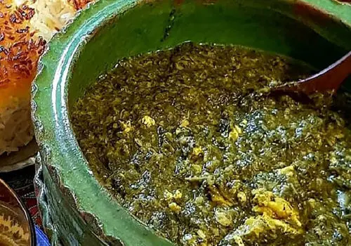 ناهارت با من: خورش آلوچه: ترشی بهاری، طعمی بی‌نظیر!