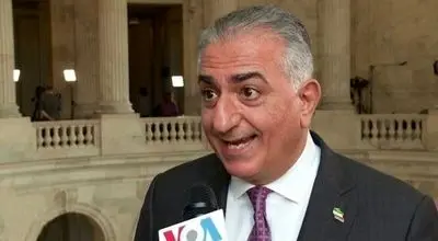 رضا پهلوی در جزیره پدوفیلی‌ها!
