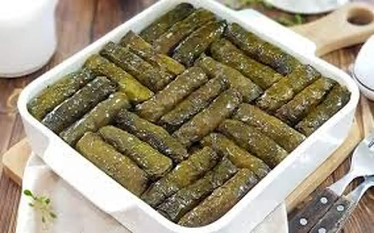  سس دلمه برگ مو چیست و کی اضافه می شود؟