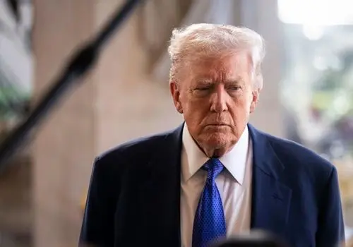 نیویورک‌تایمز: ترامپ از ارتش آمریکا به خاطر شکست در تنگه هرمز عصبانی است