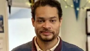  «کول توماس آلن» تیرانداز مراسم شام خبرنگاران کاخ سفید در کودکی