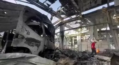 آسیب به ۱۰ مرکز درمانی و امدادی تاکنون / تداوم فعالیت جهادی کادر درمان