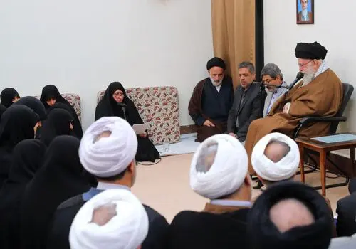 حوزه علمیه دو هفته تعطیل شد