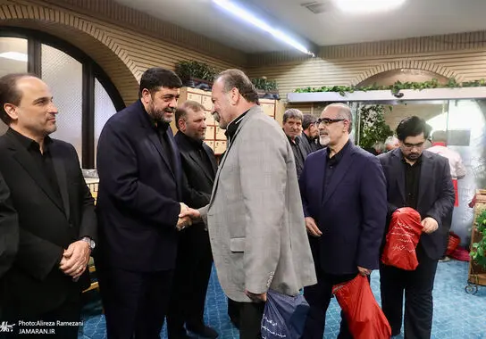 مراسم+ختم+مادر+پيرحسين+كوليوند (40)