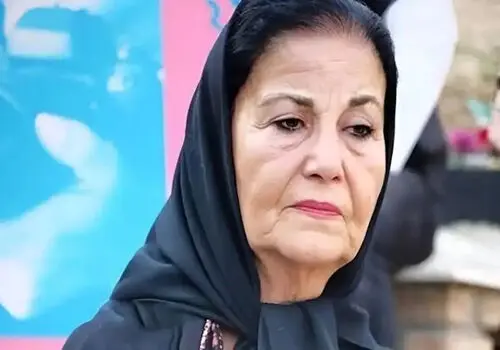 جوانیِ درخشان پوری بنایی در ۳۱ سالگی؛ قابی ماندگار از فیلم زیر بازارچه
