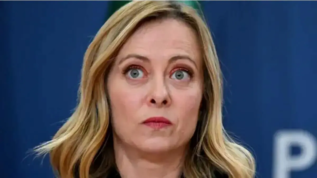 شباهت فرشته کروبی کلیسای سن‌لورنتسو به نخست‌وزیر ایتالیا