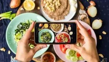 پرخوری در مقابل دوربین؛ ترند جدید فودبلاگرها در صفحات مجازی