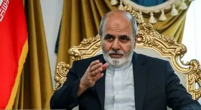 سردار تنگسیری: عبور هر شناوری از تنگه هرمز مستلزم هماهنگی کامل با حاکمیت دریایی ایران است