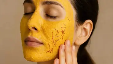 طلای سرخ در خدمت زیبایی؛ ماسک‌های خانگی با اثر فوری / ۵ ماسک خانگی با زعفران برای درخشندگی و سلامت پوست

