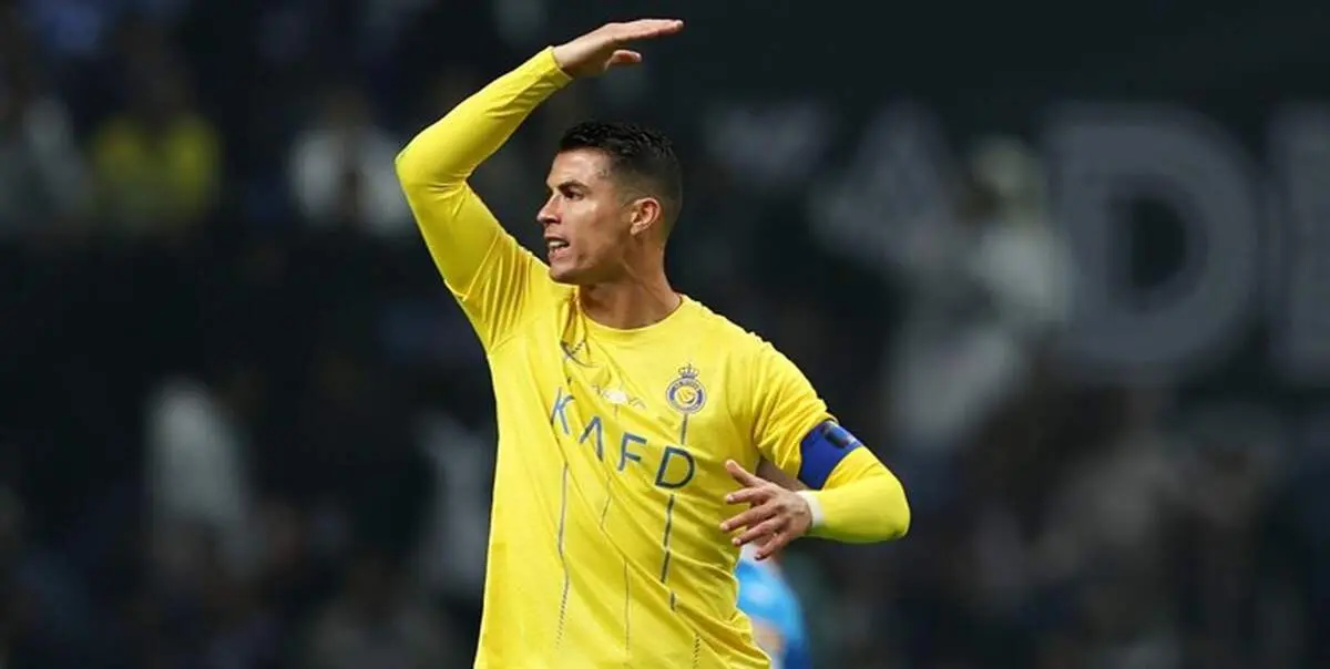چشمک زدن داور زن مسابقه النصر و الهلال به رونالدو!+ عکس

