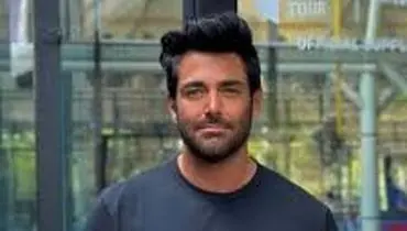 مشکوک شدن محمدرضا گلزار به دختر جوان در اجرای پانتومیم+فیلم