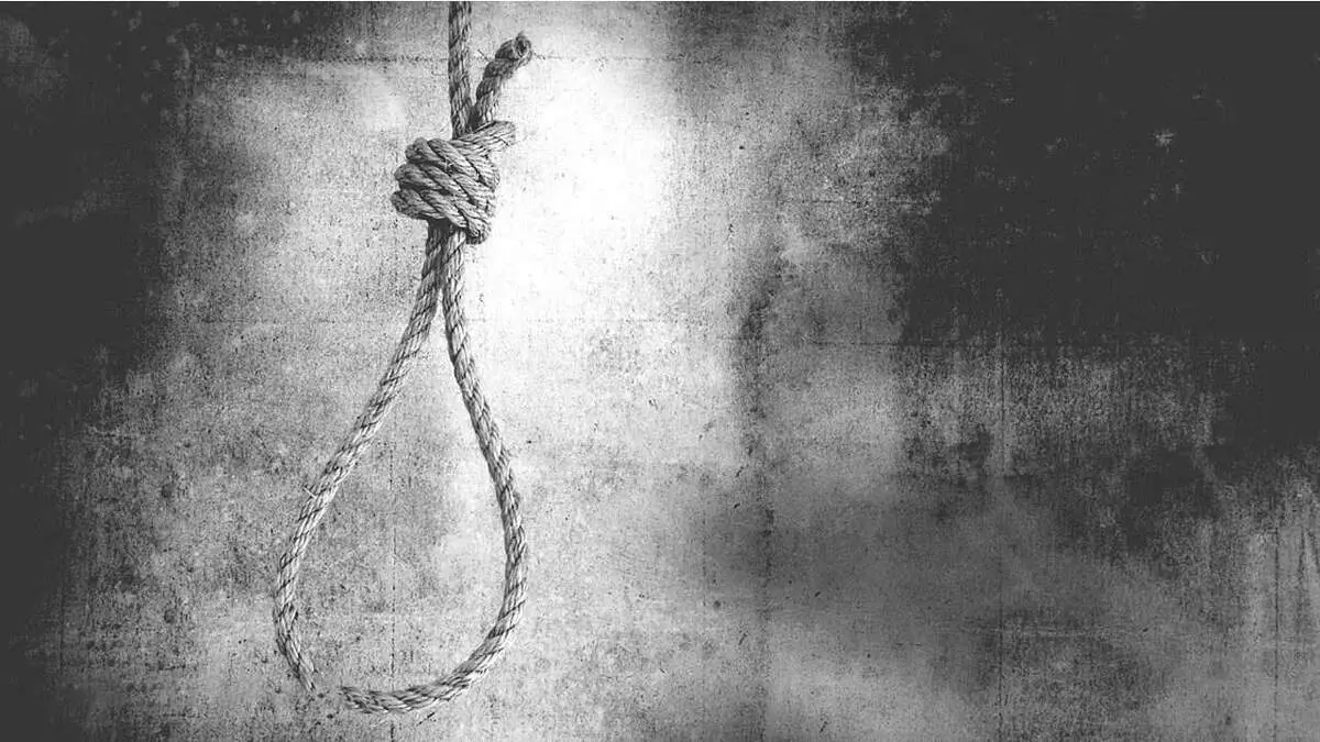 ماجرای خودکشی سریالی دستیاران پزشکی
