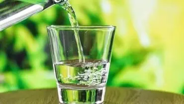 فواید عجیب نوشیدن آب گرم از بهبود متابولیسم تا لاغری!