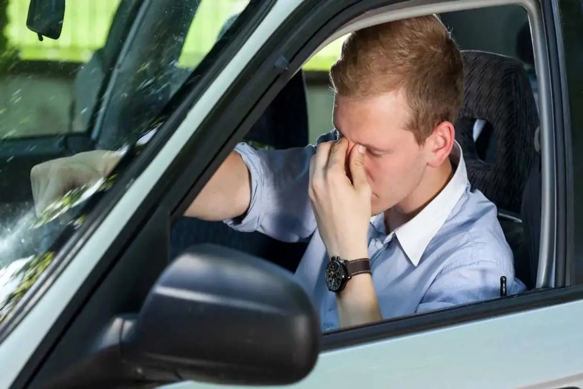 با این روش از خواب آلودگی در حین رانندگی جلوگیری کنید