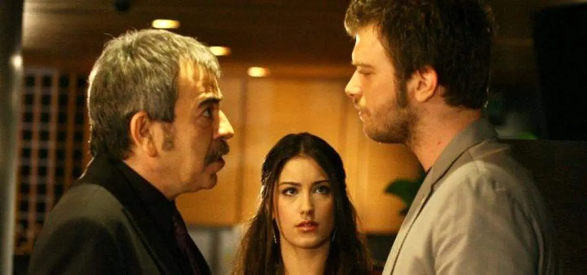 تصاویر خانوادگی مهند و نهال سریال «عشق ممنوع»
