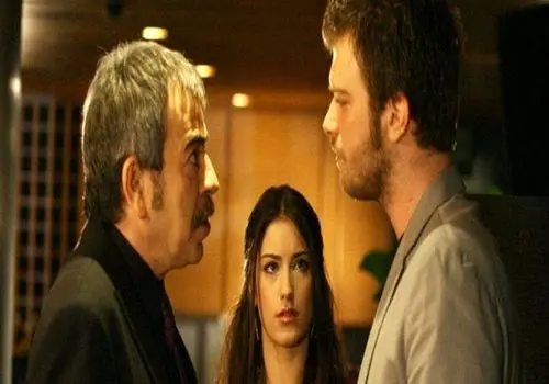 تصاویر خانوادگی مهند و نهال سریال «عشق ممنوع»
