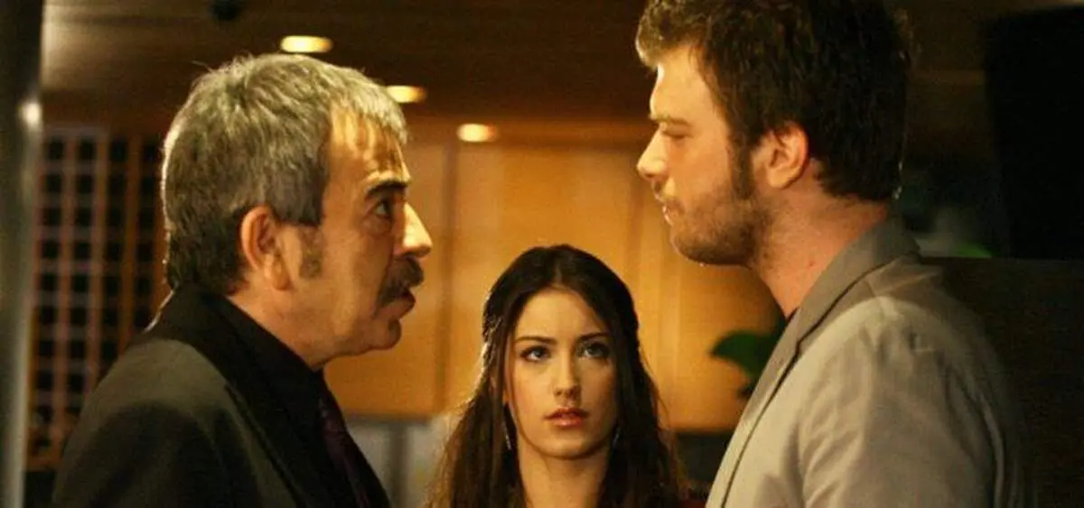 تصاویر خانوادگی مهند و نهال سریال «عشق ممنوع»
