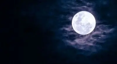 ناسا ماه را با تور ماهیگیری گرفت!+ عکس