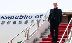 رئیس جمهور وارد مشهد شد + فیلم