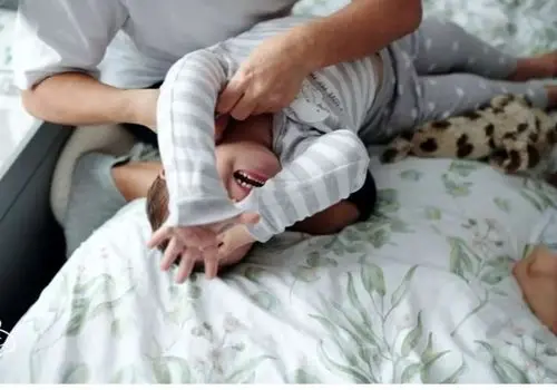 چگونه درباره جنگ با کودکان حرف بزنیم؟
