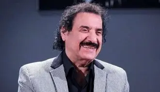 تسلیت جواد یساری به احسان خواجه امیری در یادبود ایرج خواجه امیری/ویدیو 