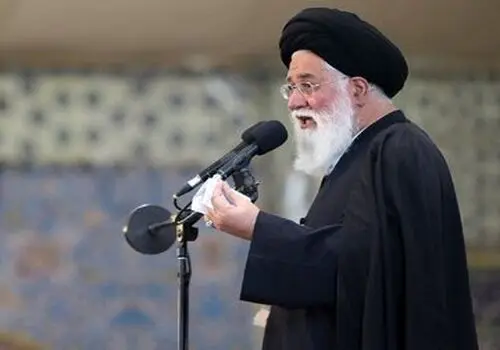 علم‌الهدی: آزادی بی‌حجابی بدتر از سوزاندن پرچم است