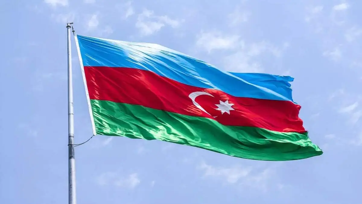 آذربایجان به سازمان دی-۸ پیوست
