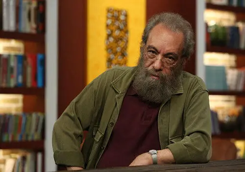 قاب خانوادگی سینا مهراد در یک مراسم هنری