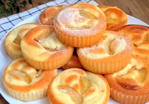 عصرونه: طرز تهیه پای کیک زردآلو با کرم پنیری!