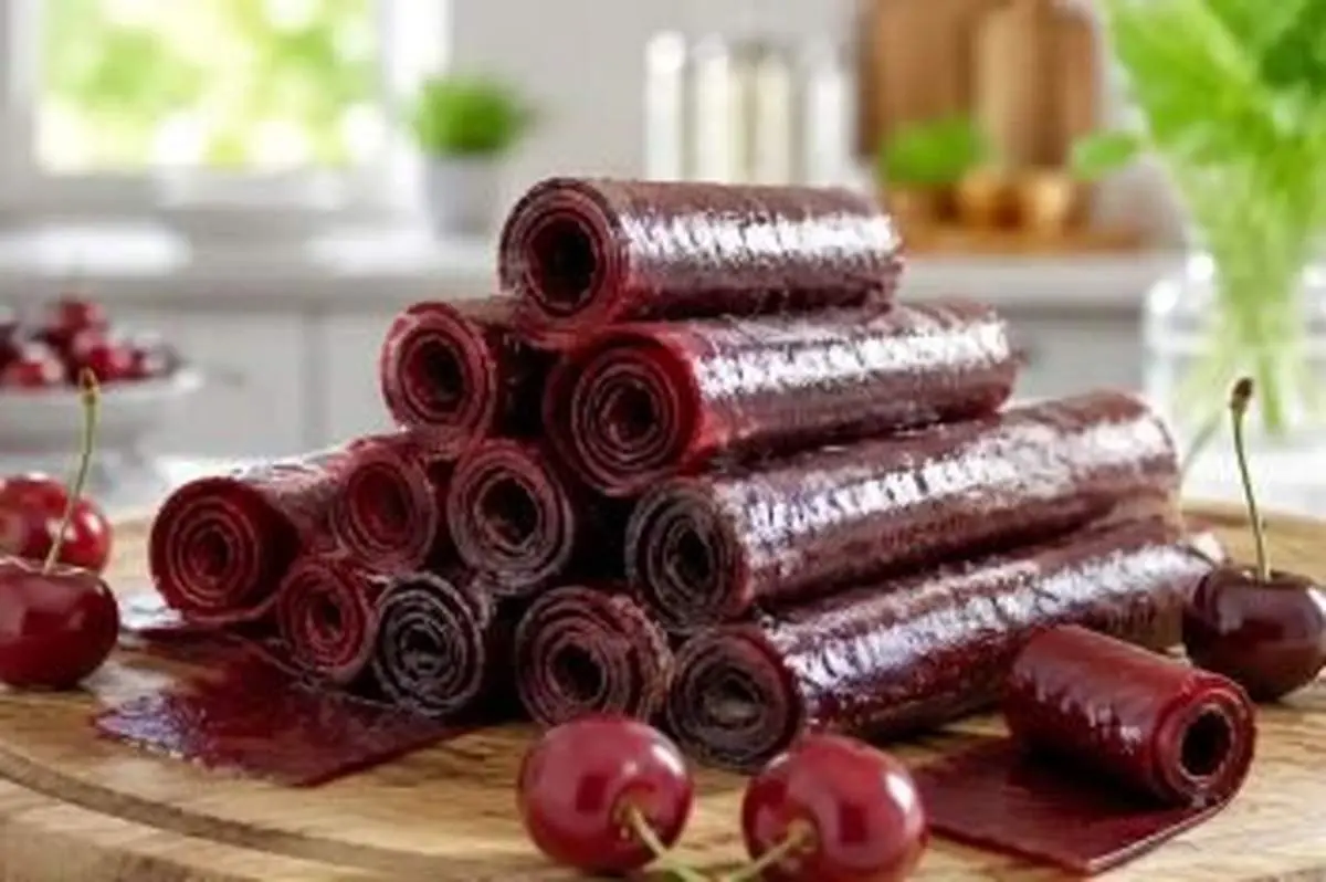 طرز تهیه لواشک گیلاس خانگی؛ خوشمزه، ترش و بدون مواد نگهدارنده