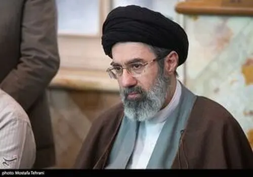 مراسم بیعت با آیت الله سید مجتبی خامنه ای آغاز شد
