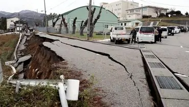 در پی زلزله اخیر ژاپن زمین 4 متر بالا آمده!