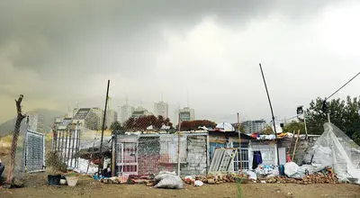 ساخت حیاط تهران در شمال غرب