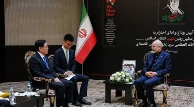 اجازه هرگونه دخالت به آمریکا در تنگه هرمز را نمی‌دهیم