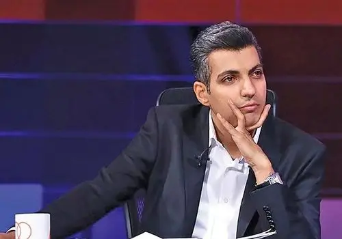 عکس‌هایی تازه منتشر شده از عادل فردوسی‌پور!