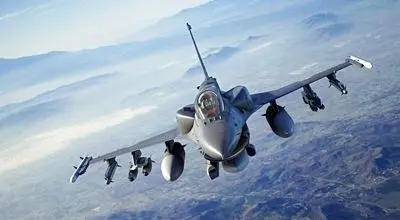 لحظه سقوط جنگنده F-16 در ترکیه وایرال شد + فیلم