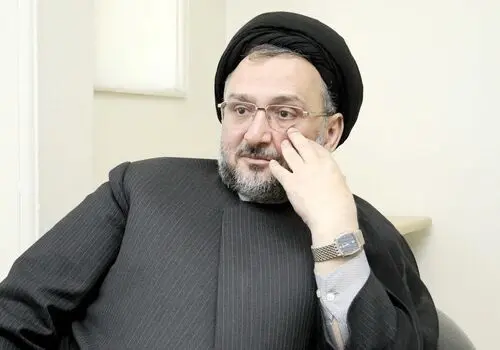 کافه نشینی روحانی اصلاح‌طلب+ عکس 