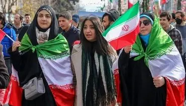 ظاهر متفاوت یک دختر شرکت کننده در راهپیمایی 22 بهمن+ فیلم