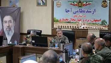 هشدار سرلشکر حاتمی: با ارتش‌های سران کفر در حال نبرد هستیم