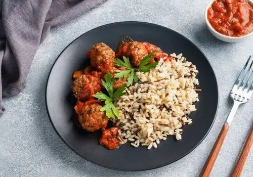 خوردن زیاد هندوانه برای این افراد ممنوع!