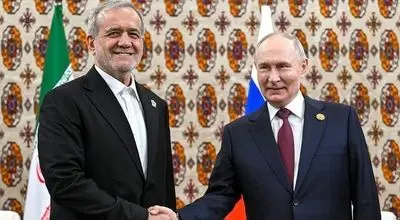 پوتین: روابط ایران و روسیه به شکل مثبت در حال گسترش است