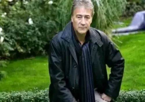 عکس یادگاری بهروز وثوقی با ناصر حجازی در جوانی