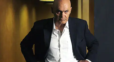 تصویر دیدنی از جمشید هاشم‌پور در ۲۴ سالگی