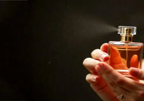 عوامل مؤثر بر افزایش پخش بوی عطر
