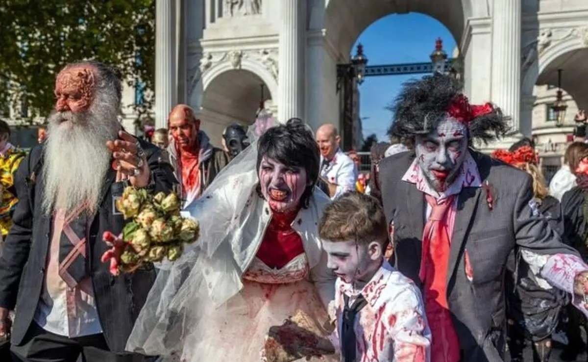 جشن زامبی‌ها در لندن وایرال شد + تصاویر