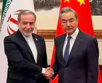 ورود چین برای پایان جنگ ایران و آمریکا: عراقچی امروز به پکن می‌رود
